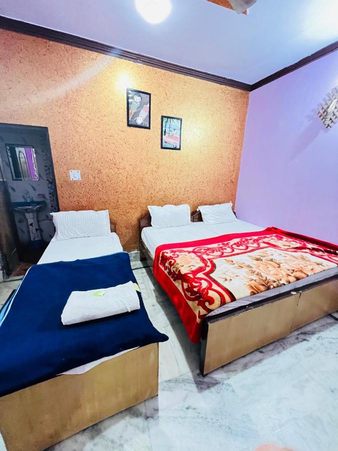 Hotel Rashmi Agra  Kültér fotó